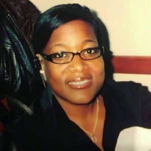 Meet your Posher, Dina